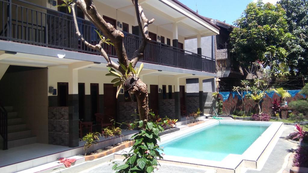 Jenny Bunker Homestay Kuta Lombok Buitenkant foto