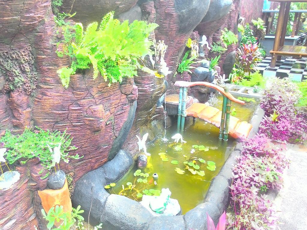 Jenny Bunker Homestay Kuta Lombok Buitenkant foto