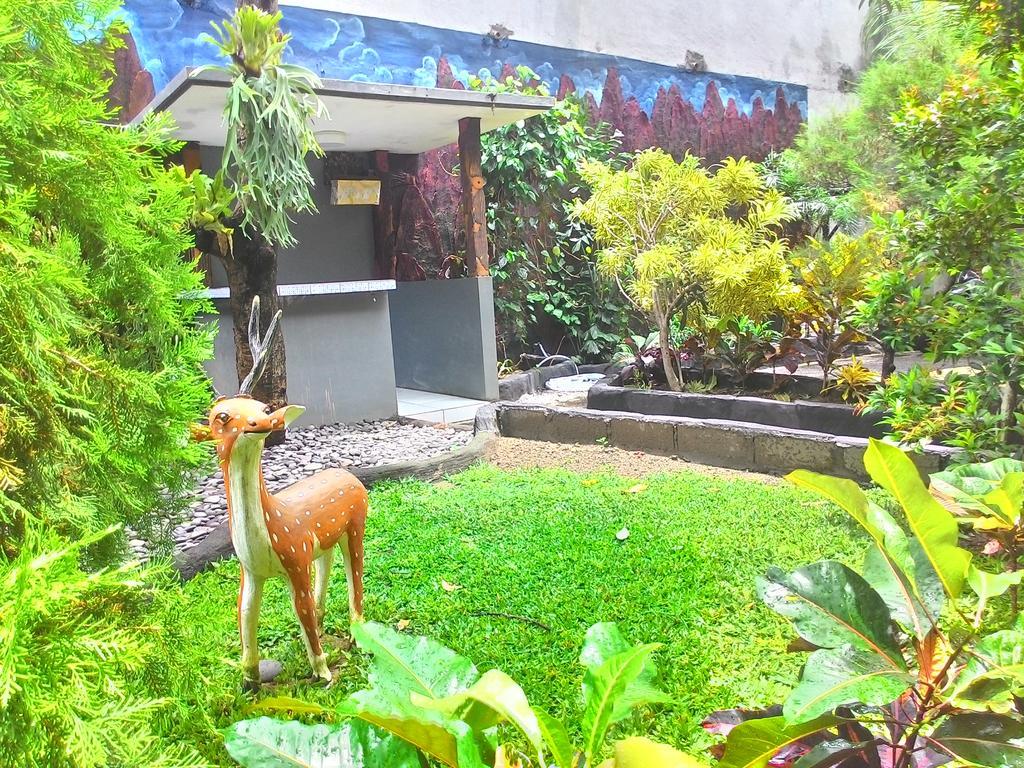 Jenny Bunker Homestay Kuta Lombok Buitenkant foto