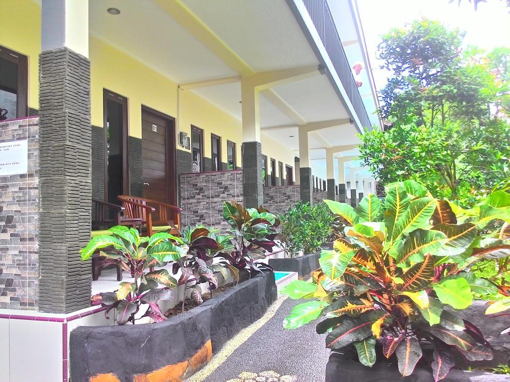 Jenny Bunker Homestay Kuta Lombok Buitenkant foto