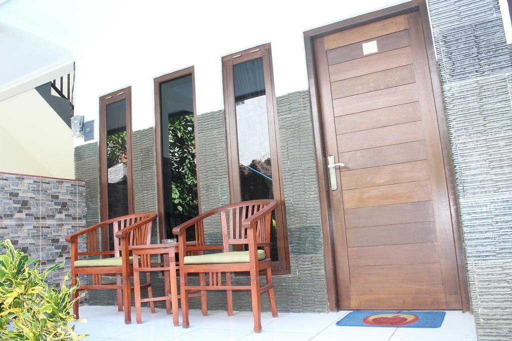 Jenny Bunker Homestay Kuta Lombok Buitenkant foto