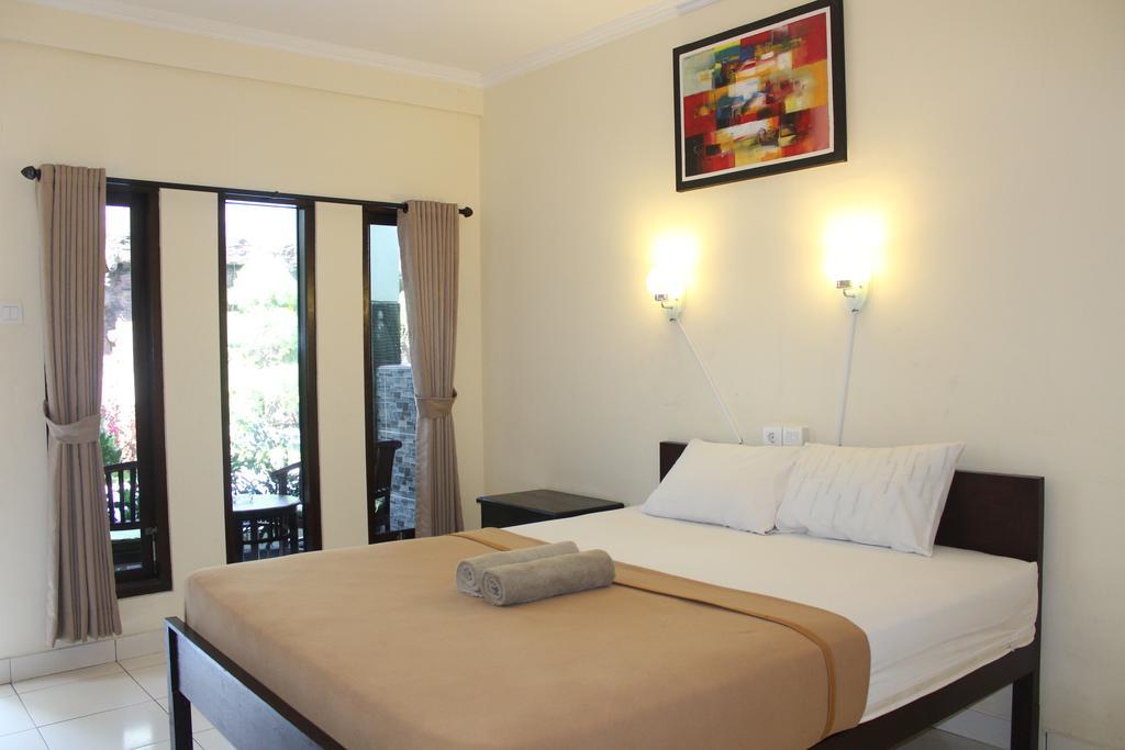 Jenny Bunker Homestay Kuta Lombok Buitenkant foto
