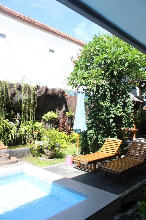 Jenny Bunker Homestay Kuta Lombok Buitenkant foto
