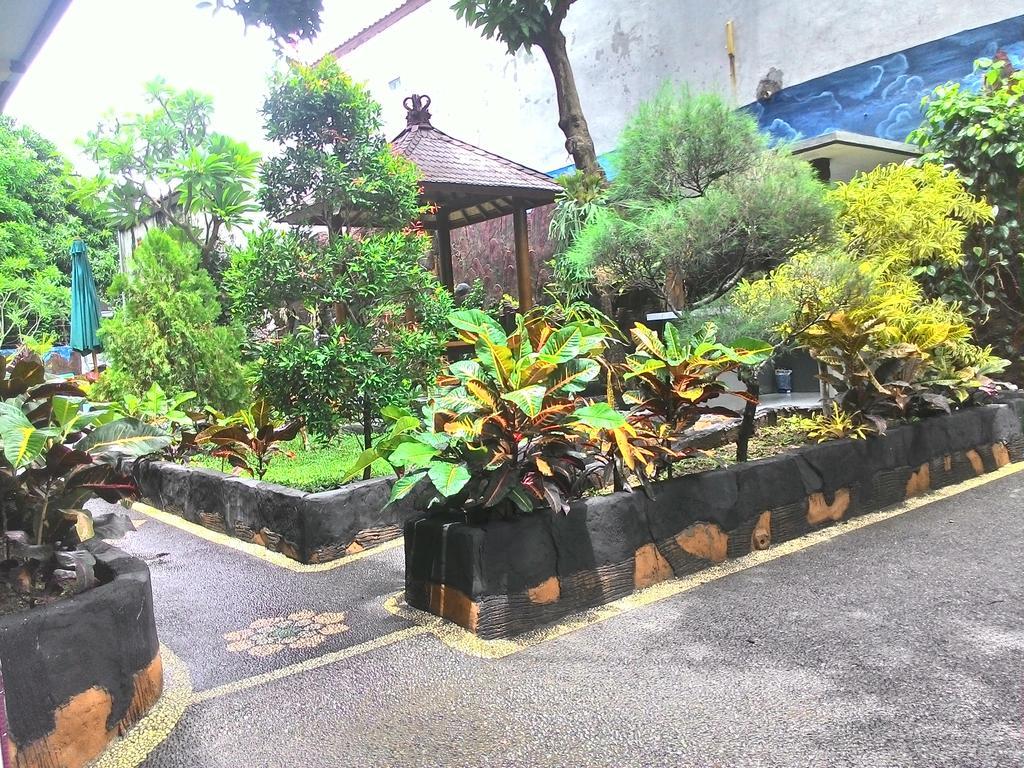 Jenny Bunker Homestay Kuta Lombok Buitenkant foto