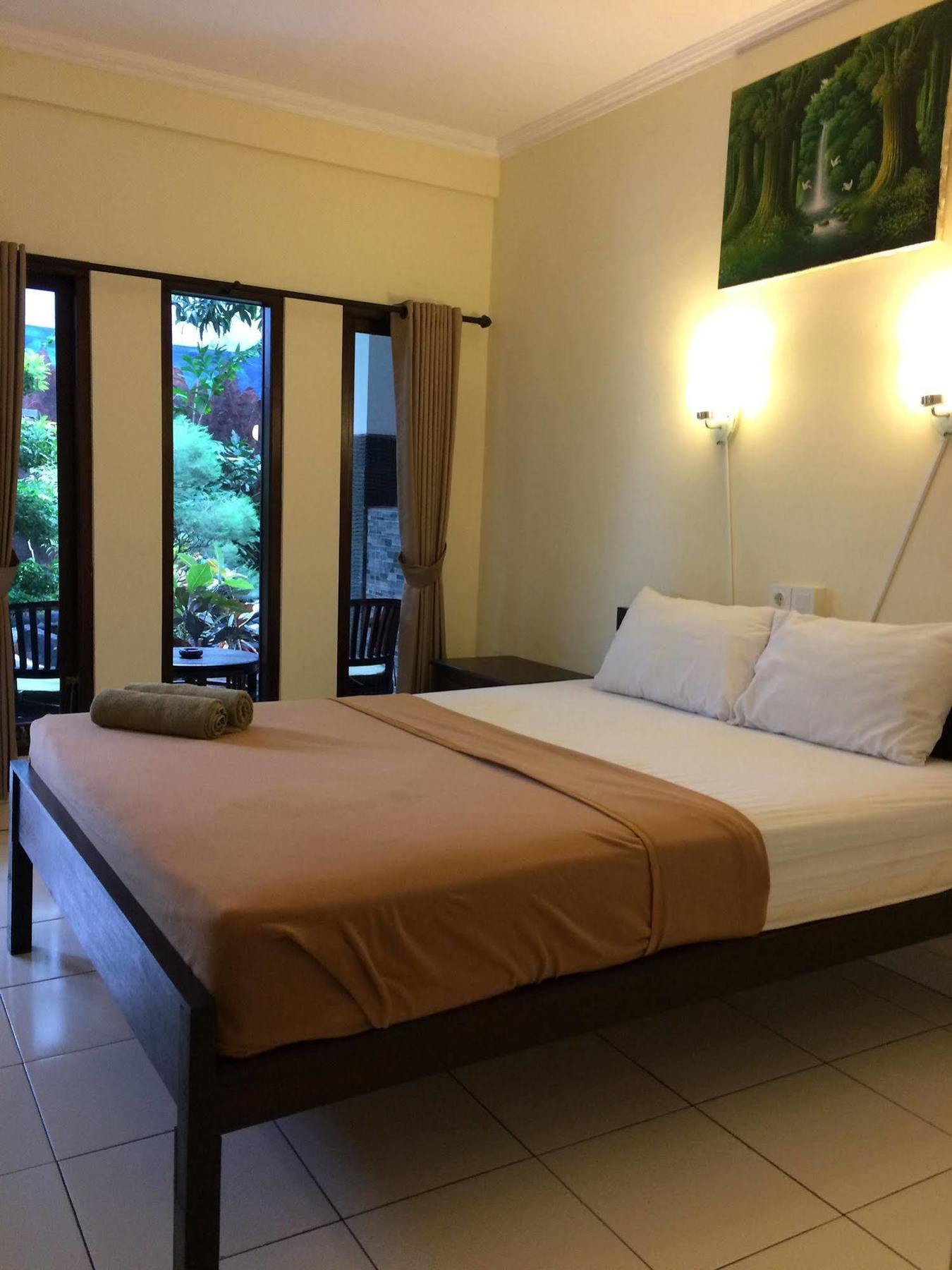 Jenny Bunker Homestay Kuta Lombok Buitenkant foto